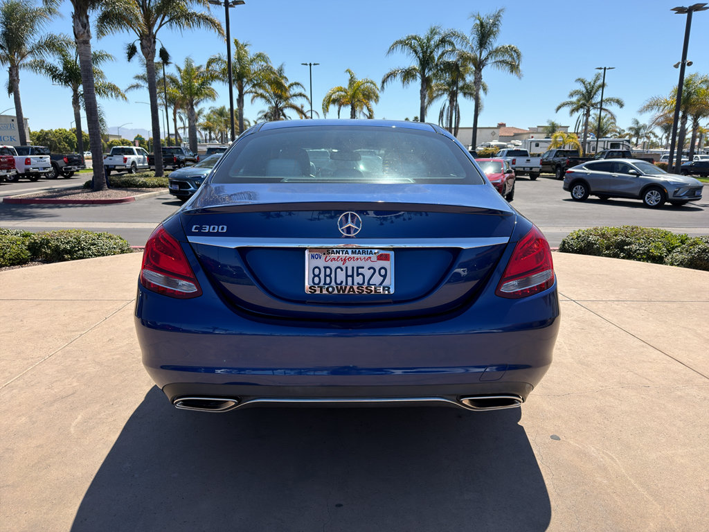 Used 2018 Mercedes-Benz C 300 Sedan image 4