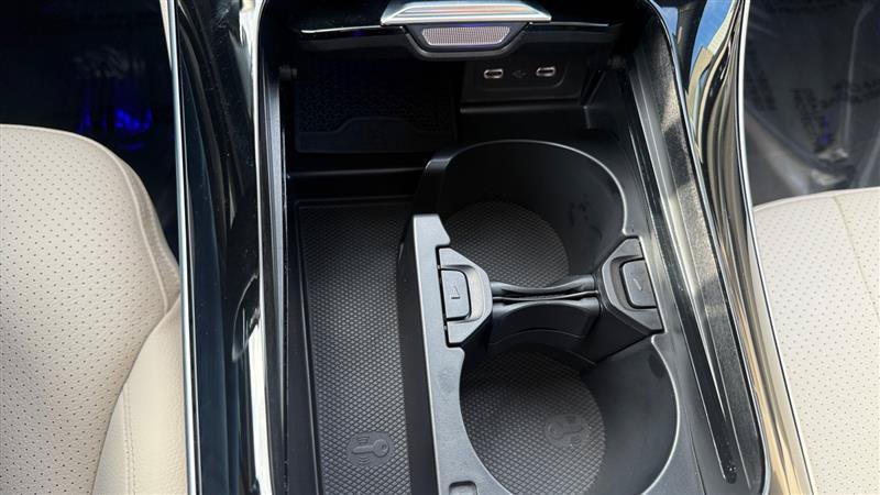 Used 2026 Mercedes-Benz CLE 450 4MATIC Coupe w/ Driver Assistance Package image 43