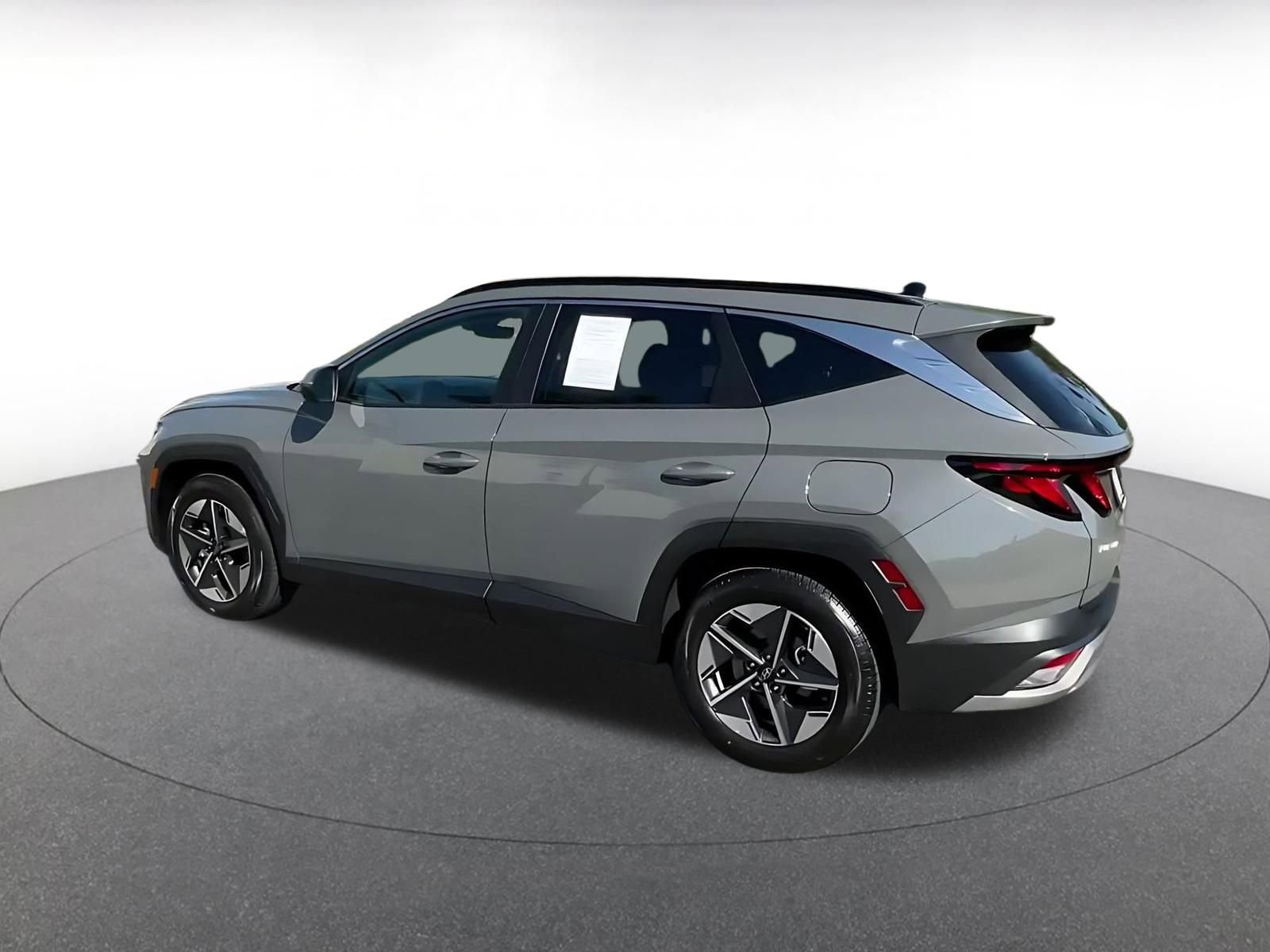 Used 2025 Hyundai Tucson Blue image 10