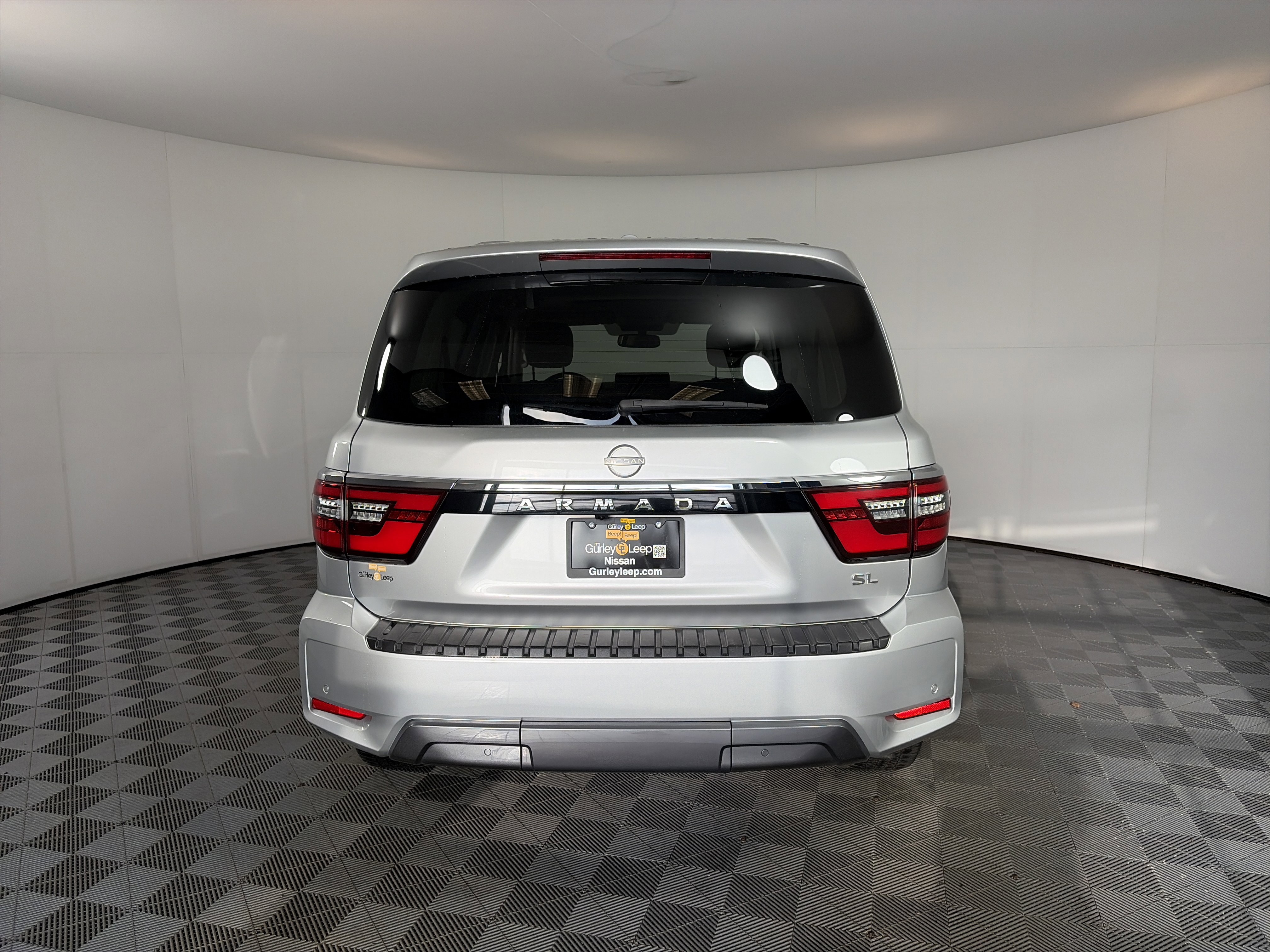 Certified 2023 Nissan Armada SL w/ Captain's Chairs Package image 9