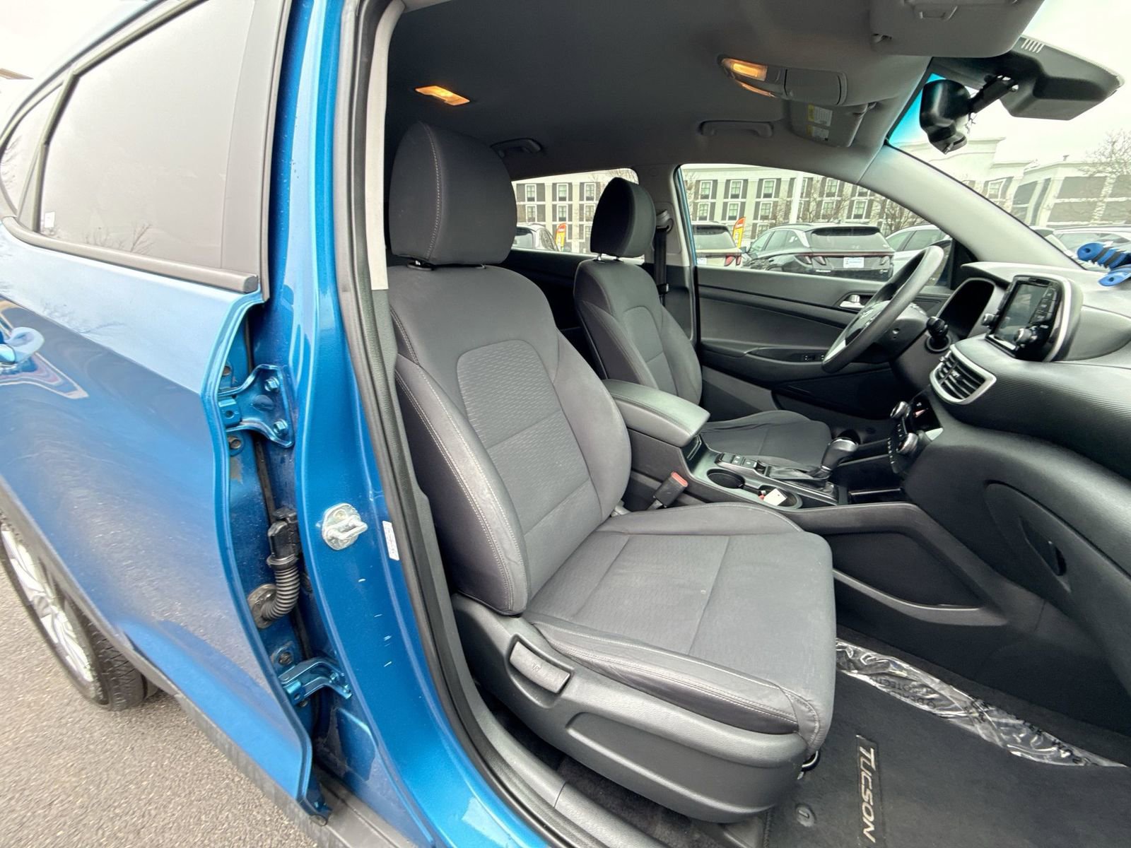 Used 2021 Hyundai Tucson Value w/ Cargo Package image 23