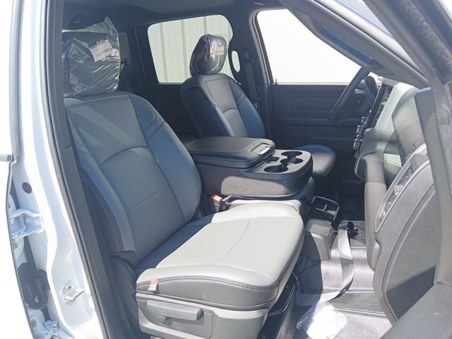 New 2026 RAM 5500 Tradesman w/ Chrome Appearance Group image 32