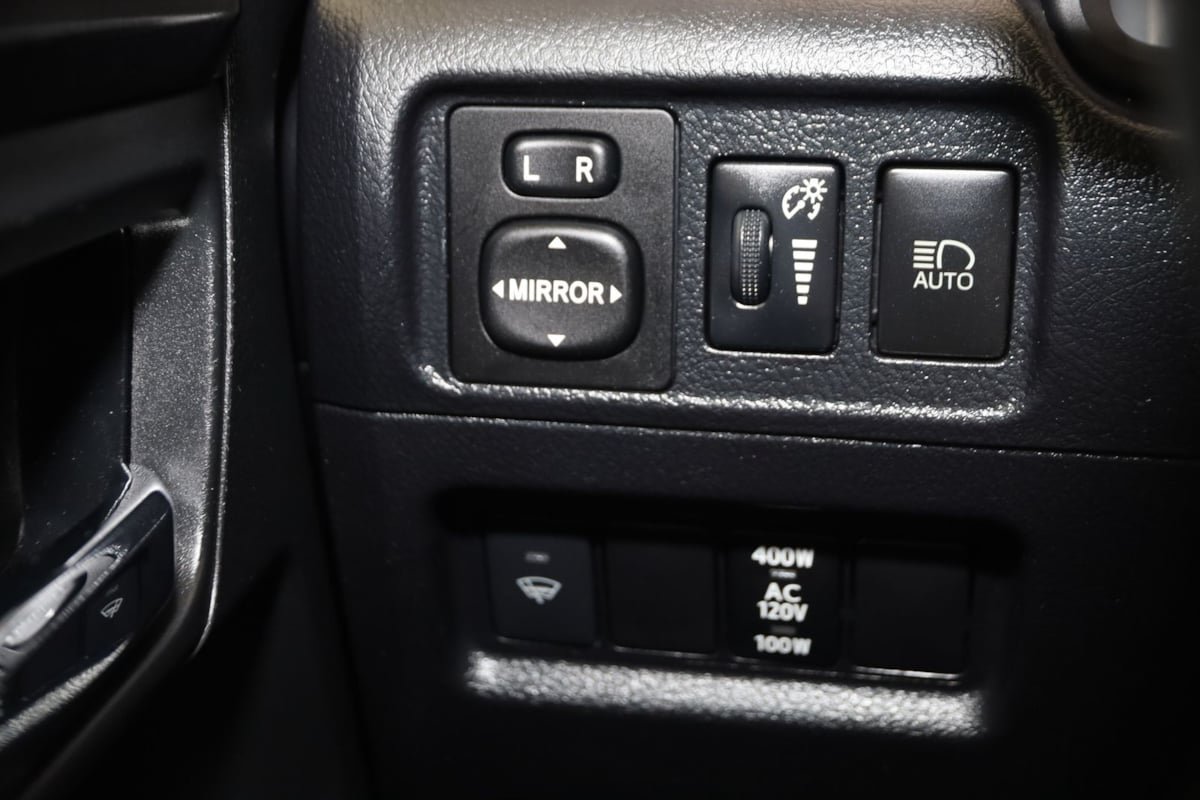 Used 2021 Toyota 4Runner TRD Off-Road Premium AWD/4WD image 27