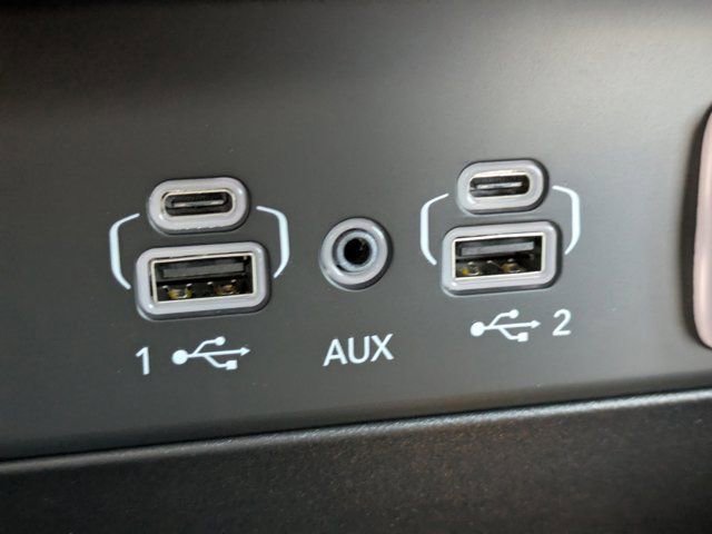 New 2025 Jeep Grand Cherokee Limited w/ Black Appearance Package image 20