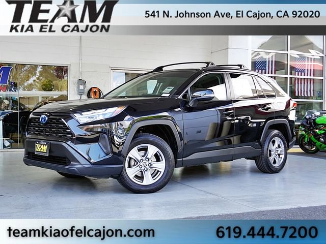 Used 2023 Toyota RAV4 LE image 2