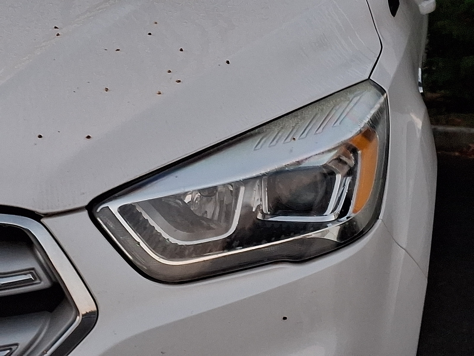 Used 2018 Ford Escape SEL AWD/4WD image 9