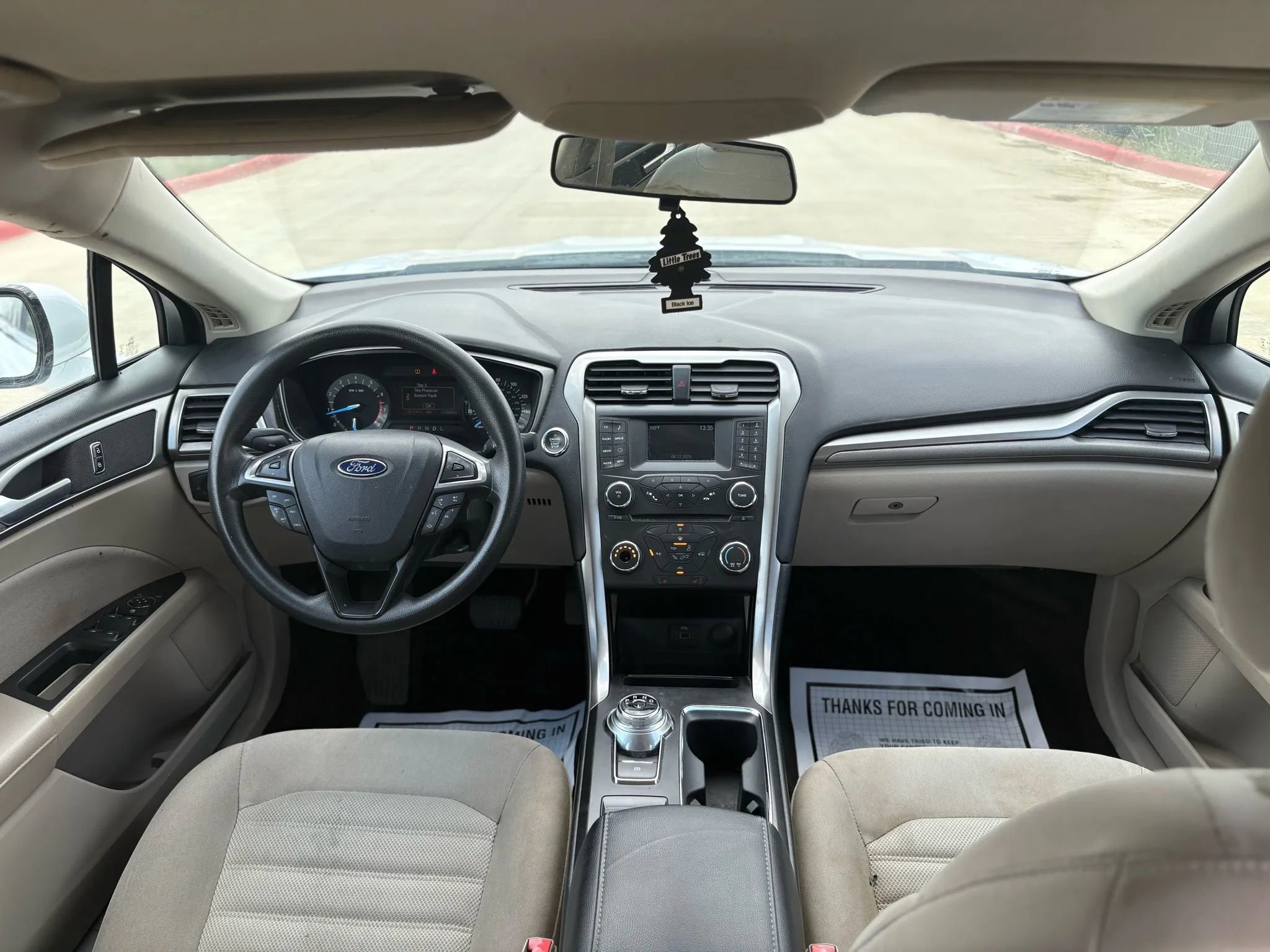 Used 2017 Ford Fusion SE image 13
