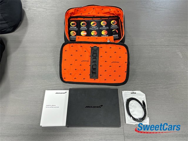 Used 2024 McLaren Artura image 48