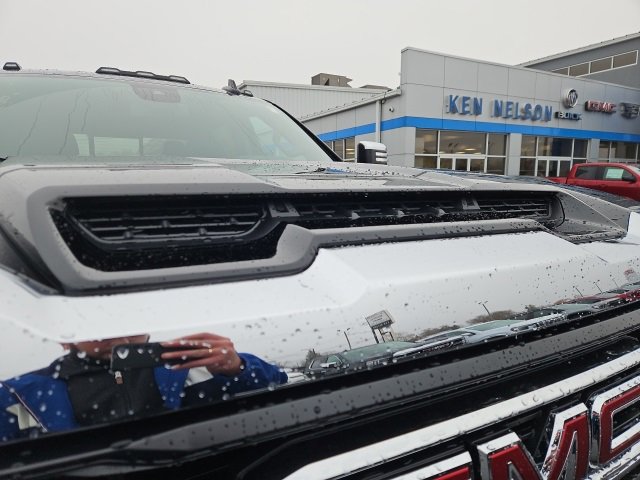 New 2026 GMC Sierra 2500 SLT w/ SLT Convenience Package image 17