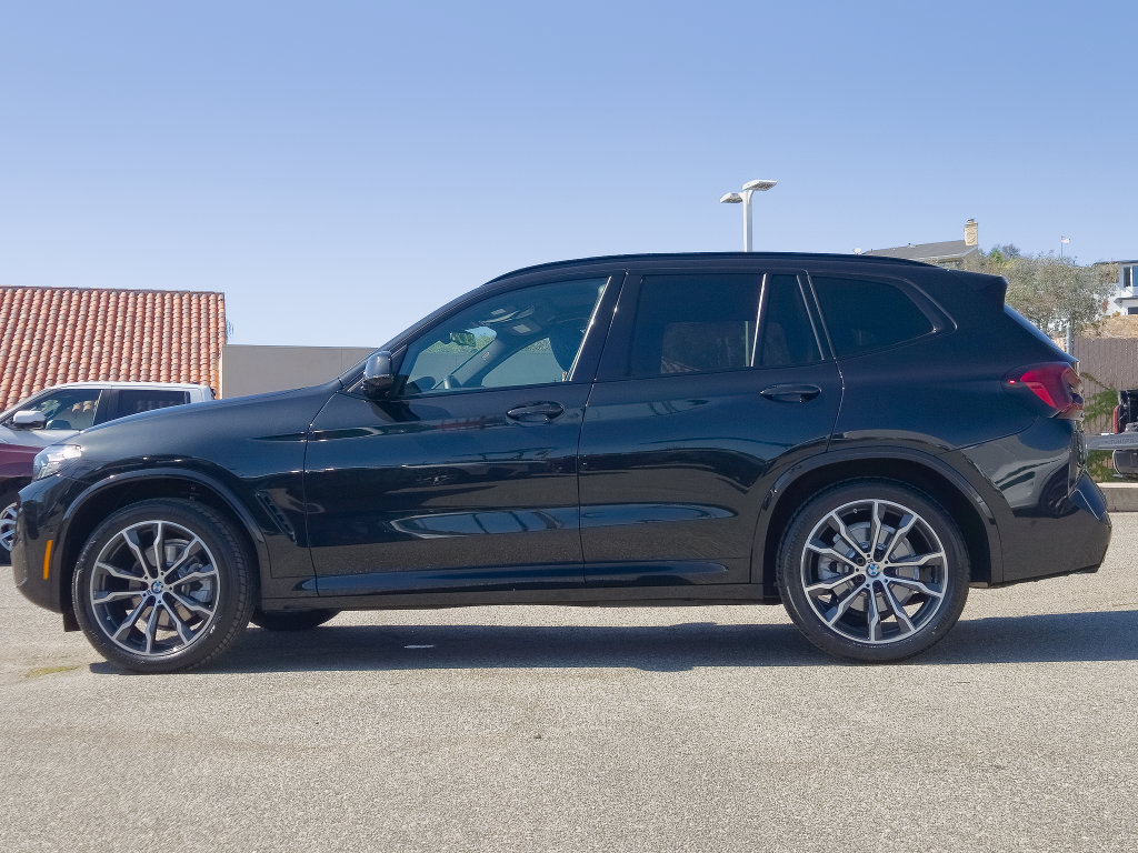 Used 2024 BMW X3 xDrive30i w/ M Sport Package AWD/4WD image 8