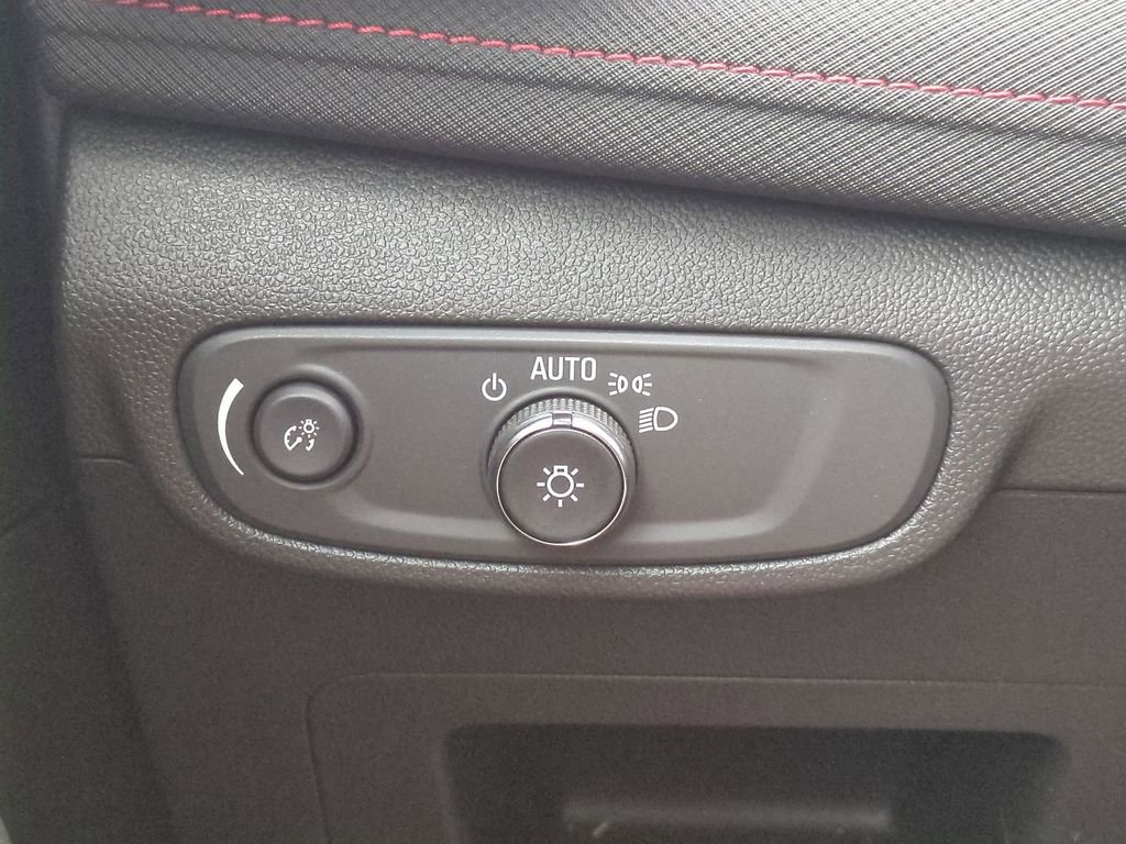 Used 2024 Chevrolet TrailBlazer RS image 17