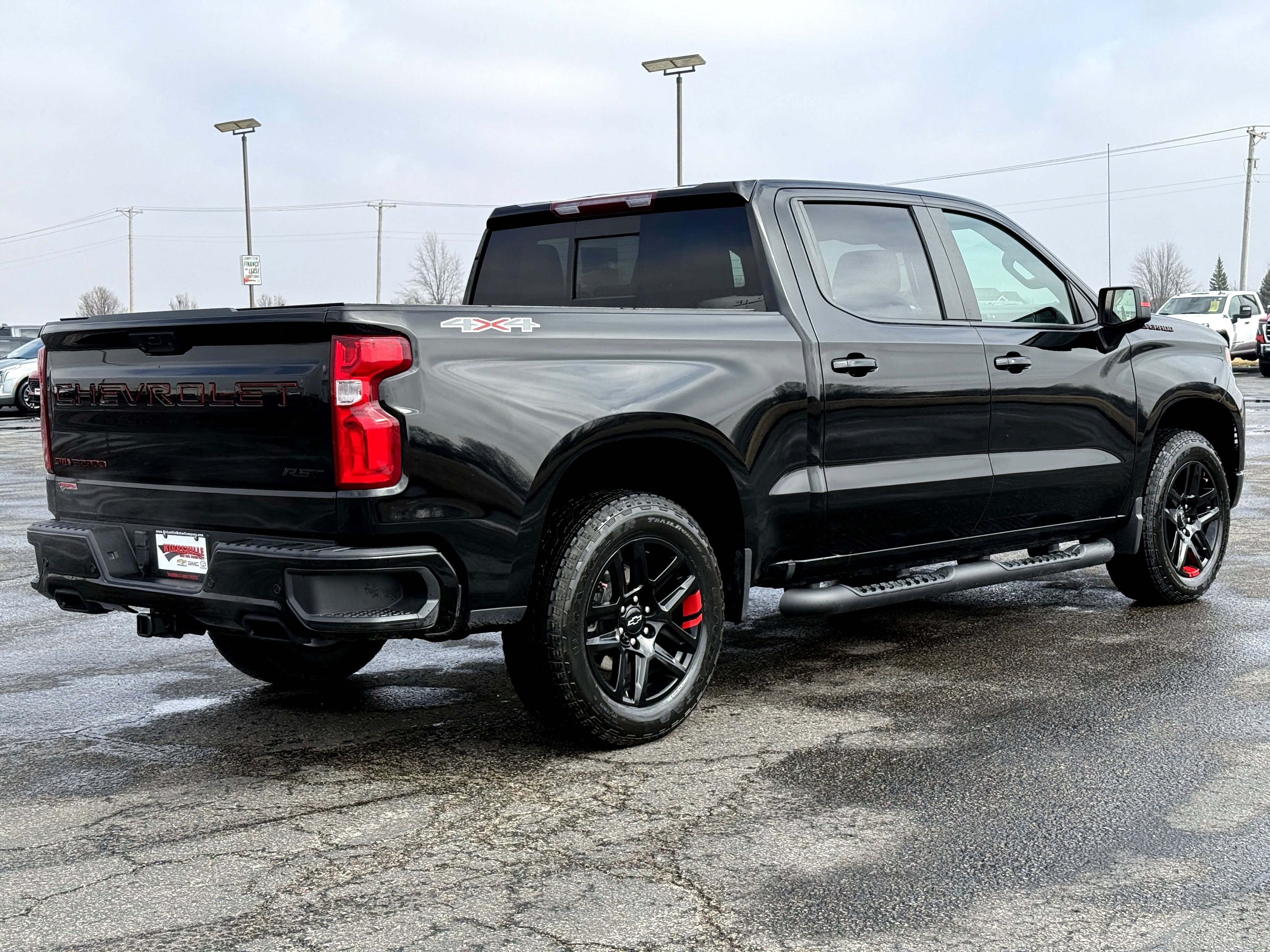 Used 2023 Chevrolet Silverado 1500 RST w/ Redline Edition image 3