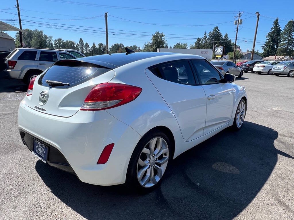 Used 2013 Hyundai Veloster w/ Style Pkg FWD image 13