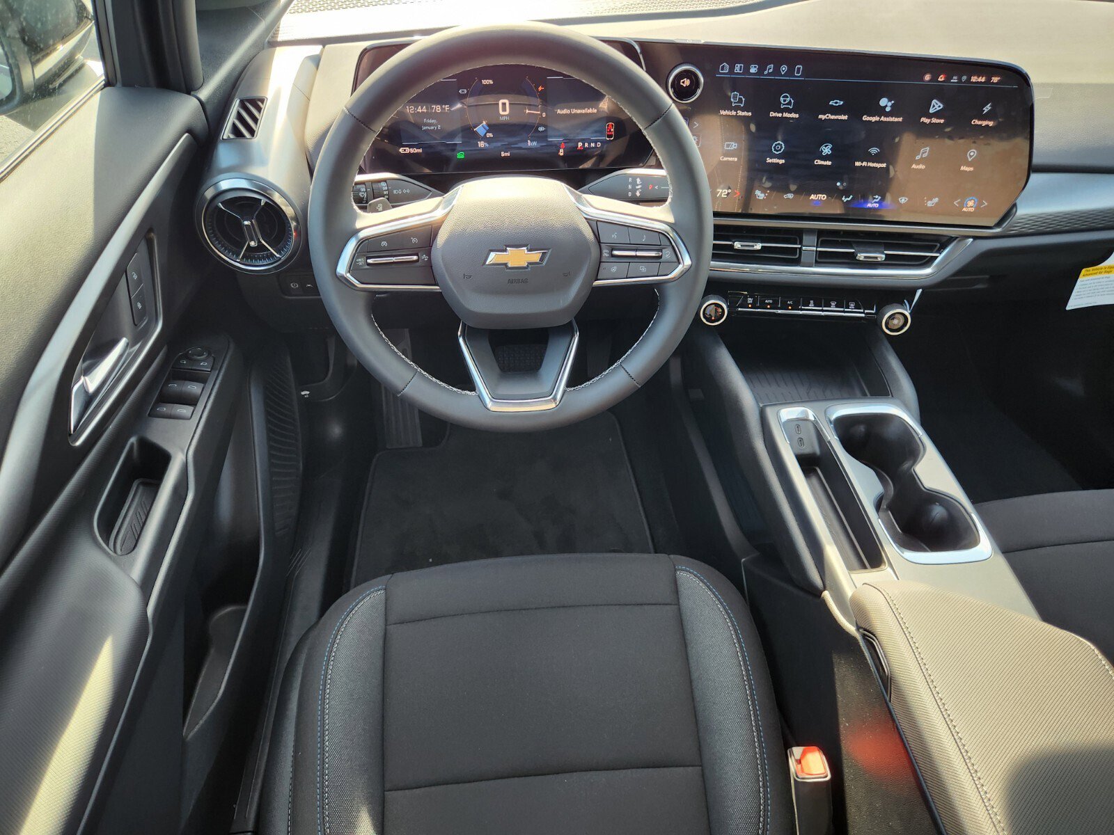 New 2026 Chevrolet Equinox EV LT w/ Comfort Package image 9