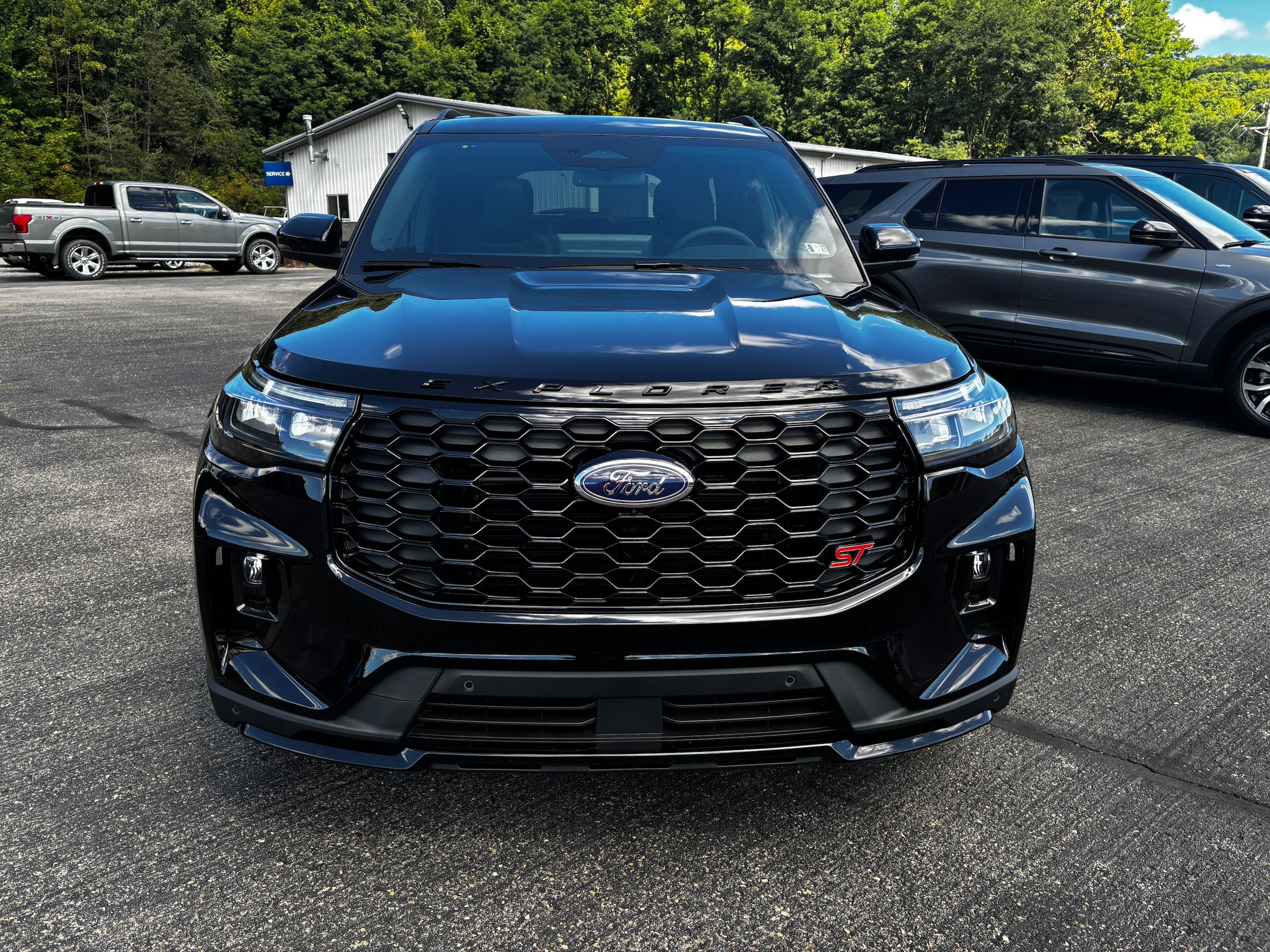 New 2026 Ford Explorer ST w/ Sun And Sound Package AWD/4WD image 3