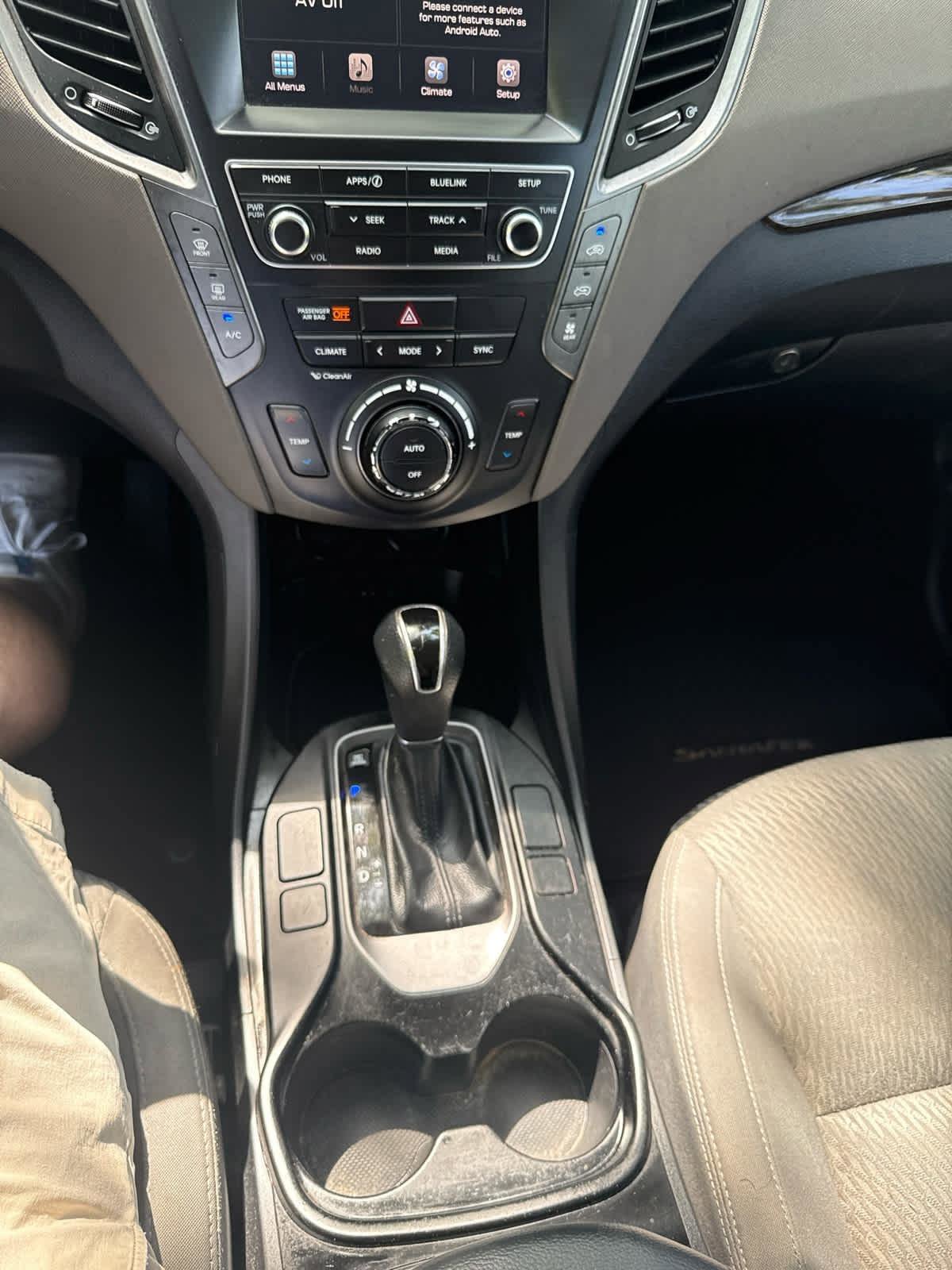 Used 2017 Hyundai Santa Fe SE FWD image 24