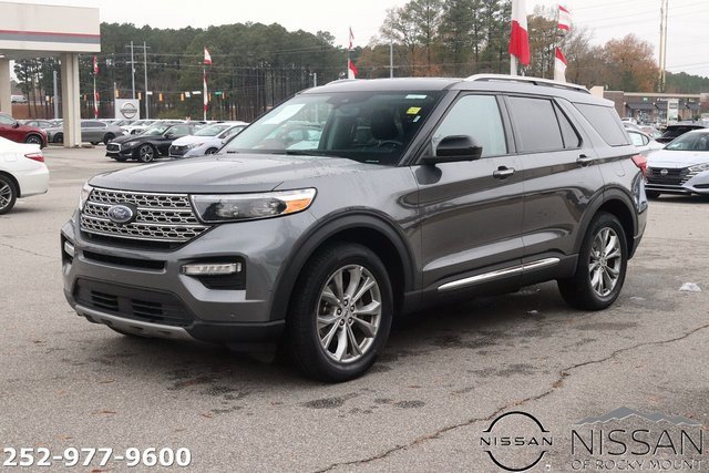 Used 2023 Ford Explorer Limited image 3
