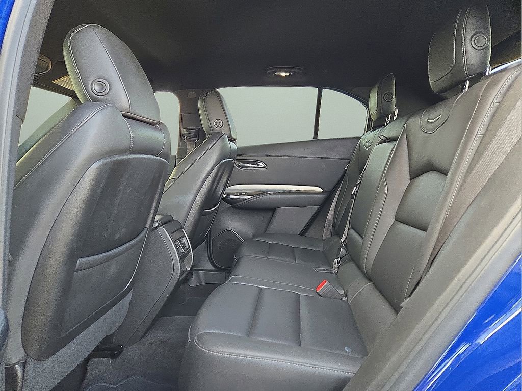 Used 2022 Cadillac XT4 Premium Luxury w/ Safety Alert Package image 16