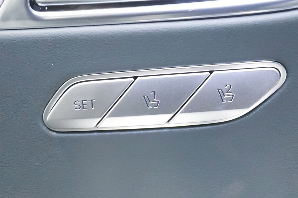 New 2026 Genesis GV80 2.5T Advanced image 18