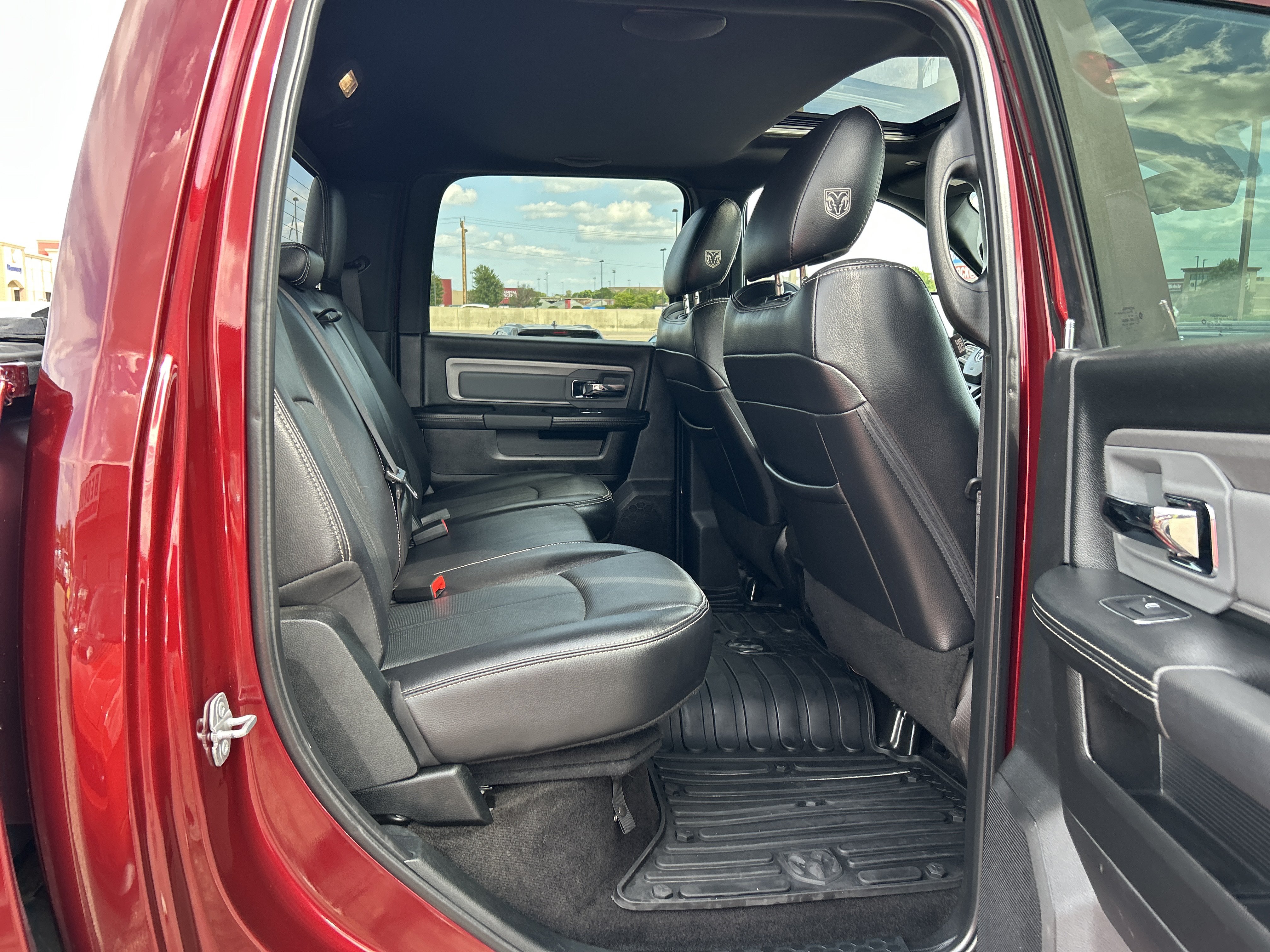 Used 2018 RAM 2500 Power Wagon w/ Leather & Luxury Group AWD/4WD image 6