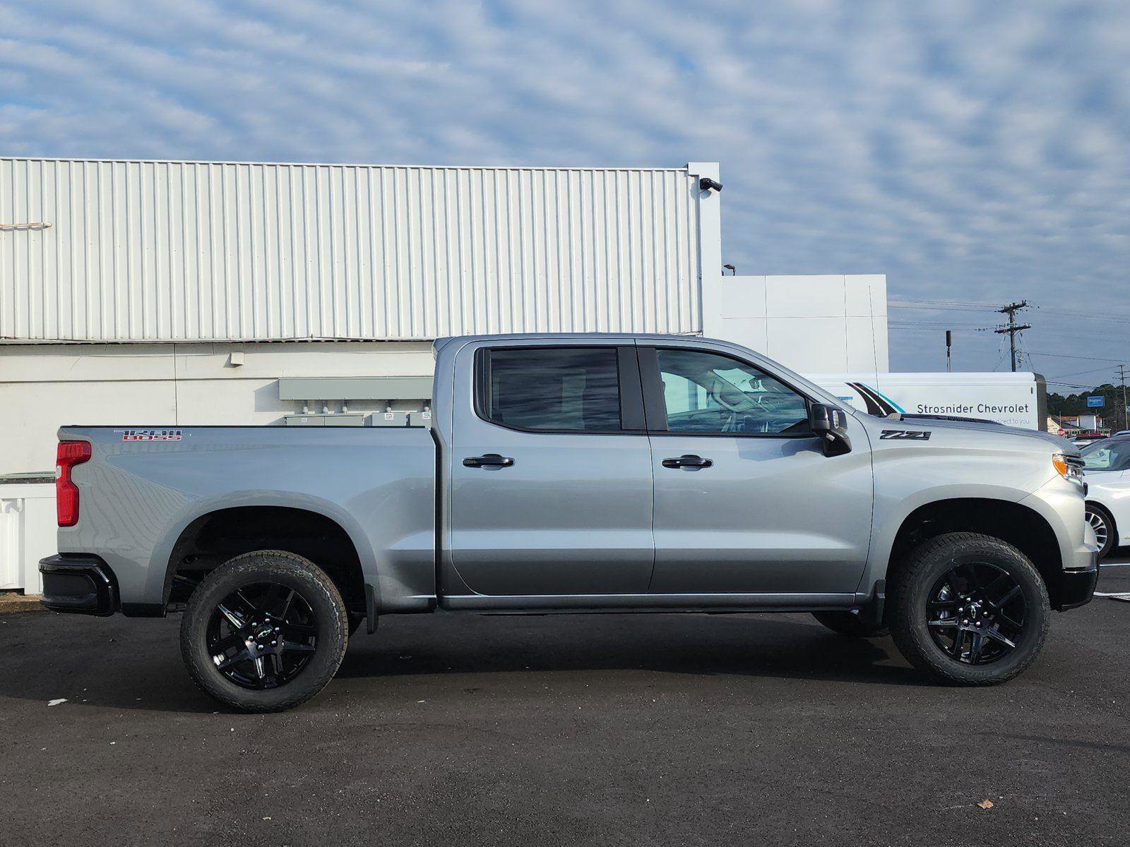New 2026 Chevrolet Silverado 1500 LT Trail Boss w/ LT Trail Boss Premium Package AWD/4WD image 6
