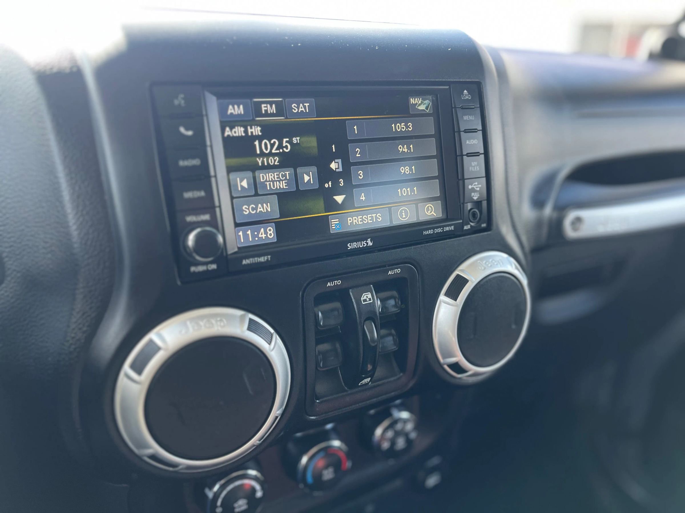 Used 2014 Jeep Wrangler Unlimited Sahara w/ Dual Top Group image 20