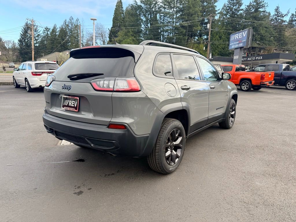 Used 2019 Jeep Cherokee Sport image 5