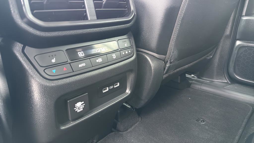 Used 2023 Honda Pilot Elite image 16
