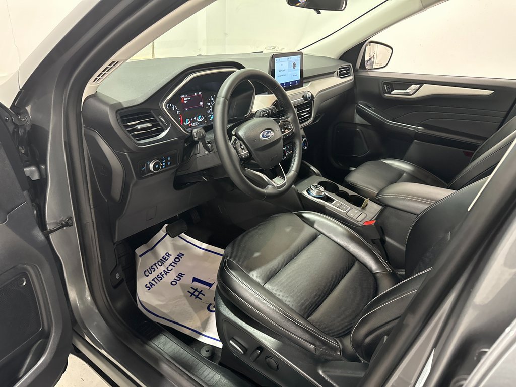 Used 2022 Ford Escape SEL image 15