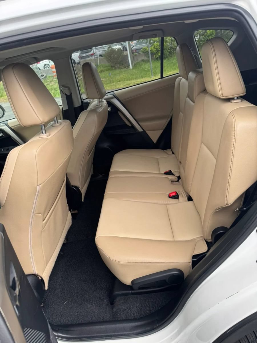 Used 2013 Toyota RAV4 Limited AWD/4WD image 10
