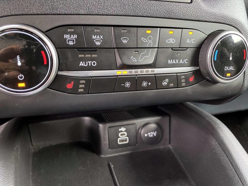 Used 2025 Ford Escape ST-Line Select AWD/4WD image 16