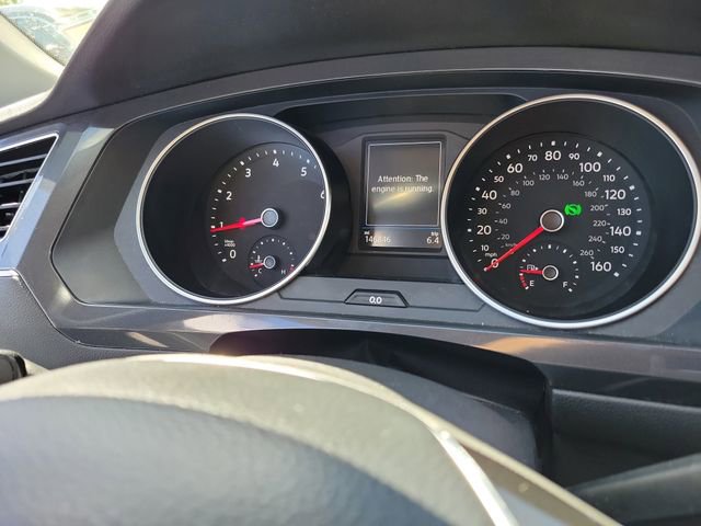 Used 2018 Volkswagen Tiguan SEL FWD image 18