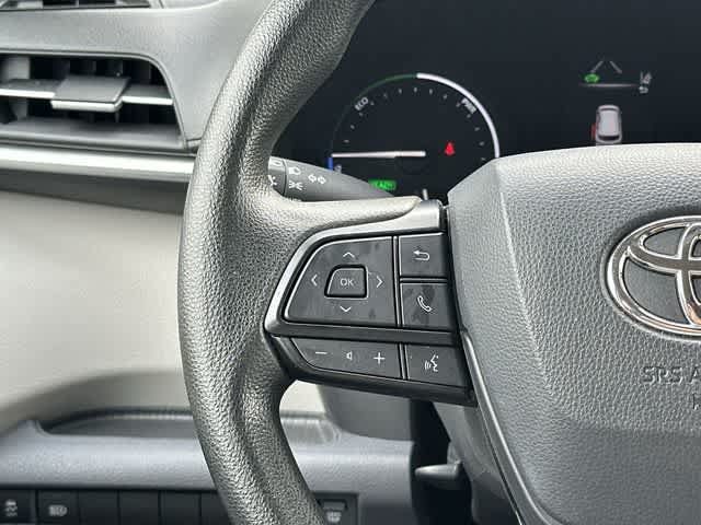 Used 2022 Toyota Sienna LE AWD/4WD image 8