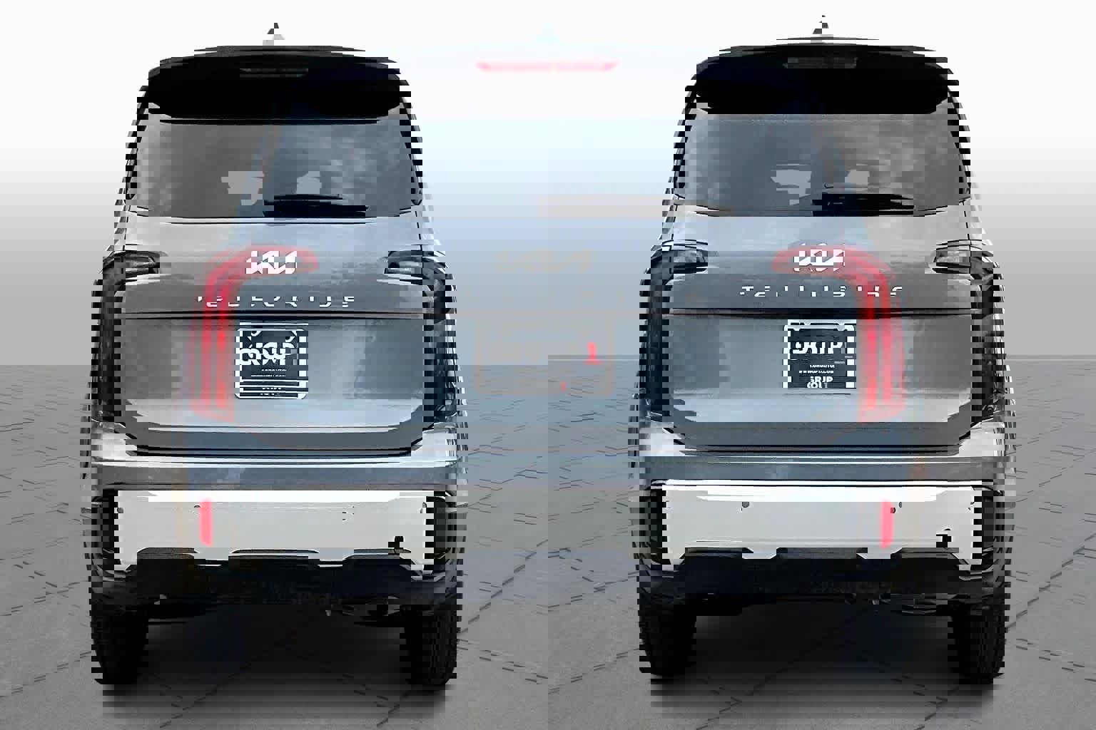 Used 2024 Kia Telluride LX image 5