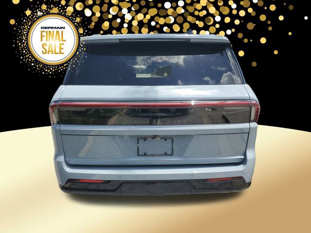 New 2025 Lincoln Navigator Reserve image 7