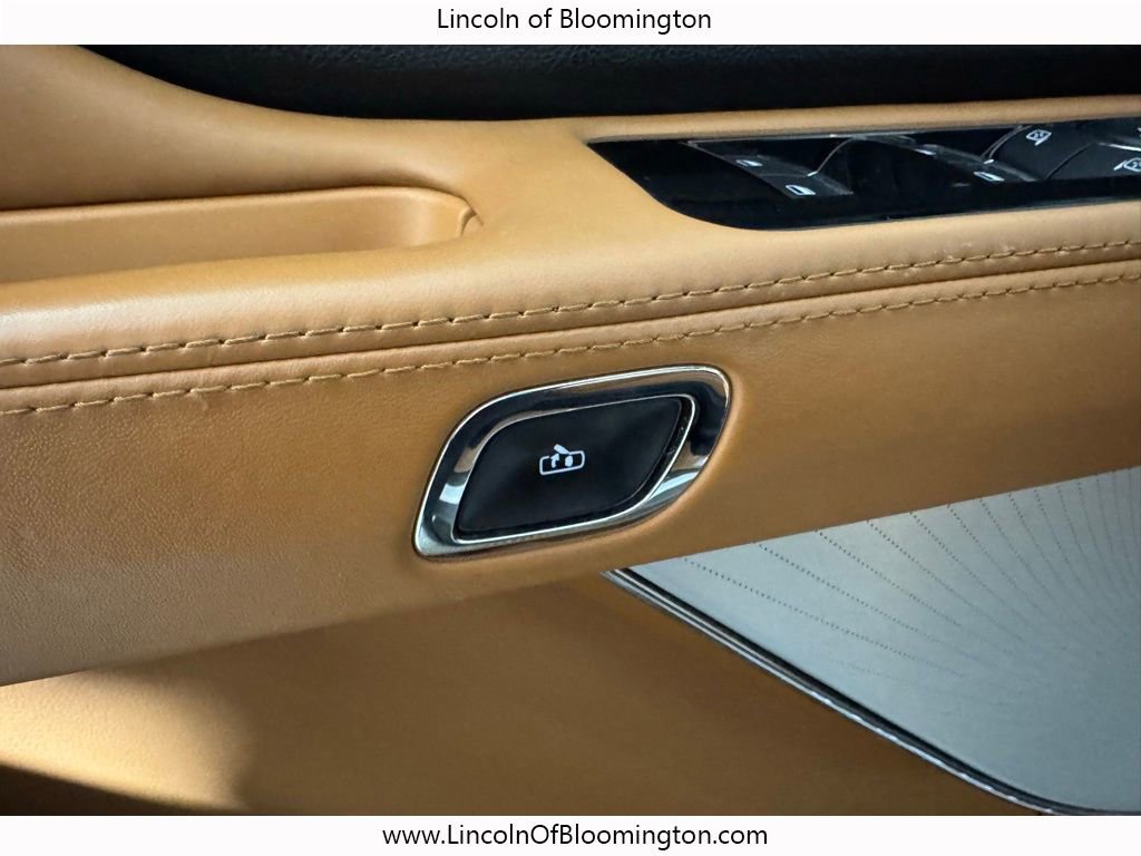 Certified 2023 Lincoln Aviator Black Label AWD/4WD image 42