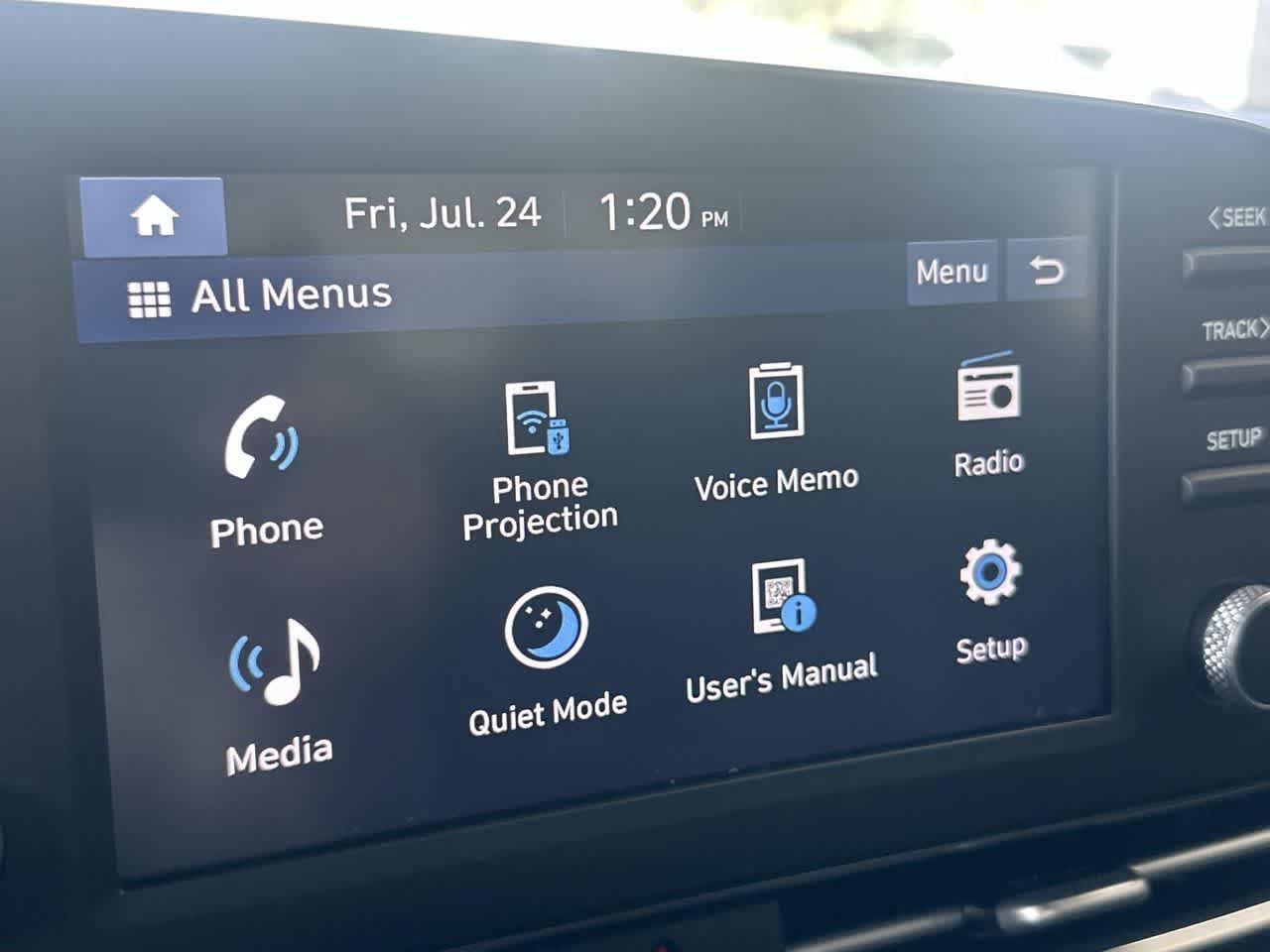 Used 2026 Hyundai Elantra SE FWD image 18