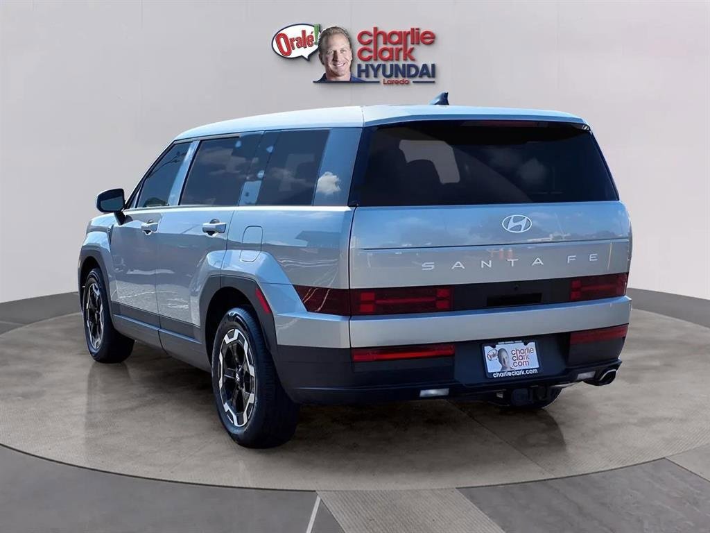 New 2026 Hyundai Santa Fe SE image 3