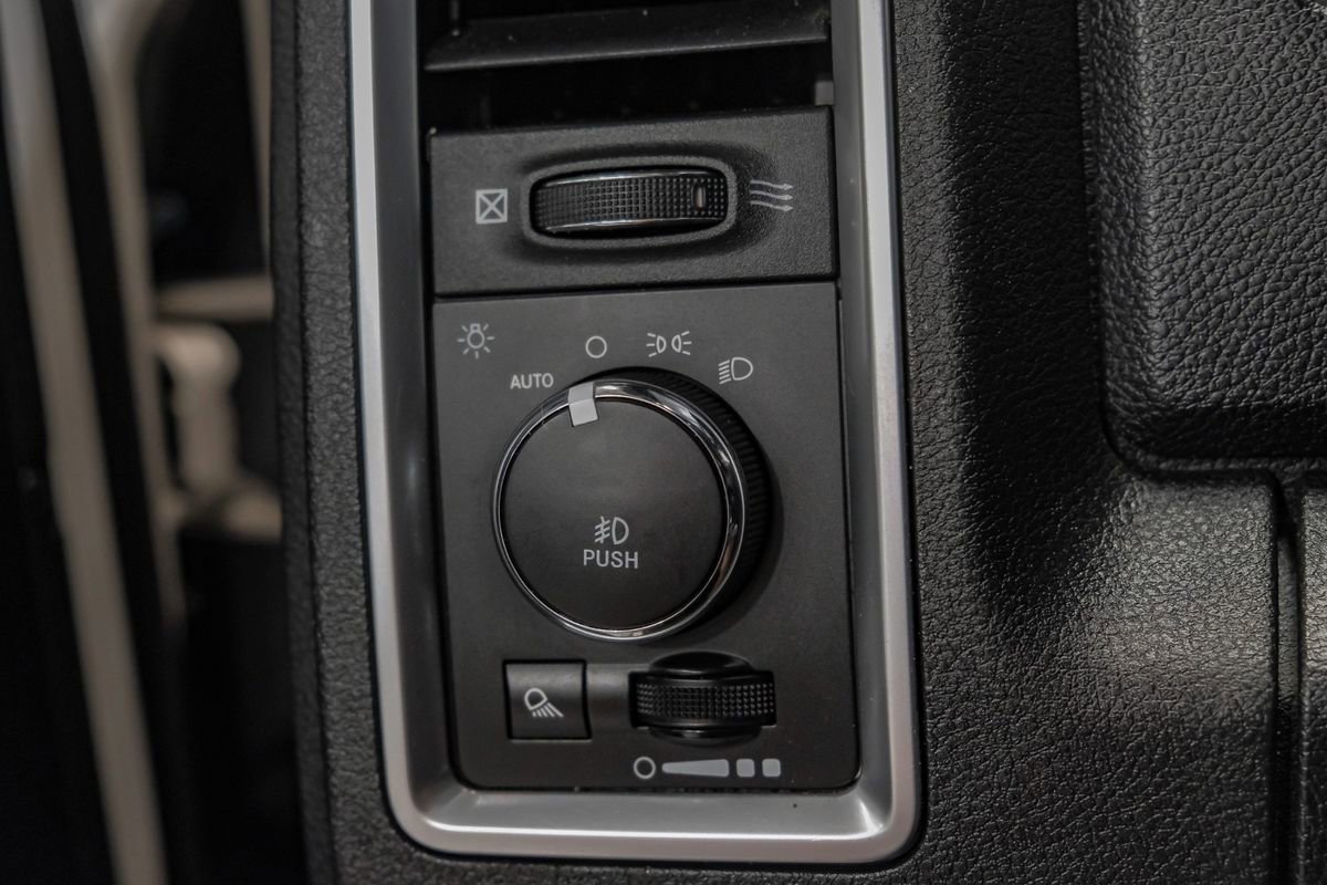 Used 2017 RAM 3500 Laramie Longhorn AWD/4WD image 30