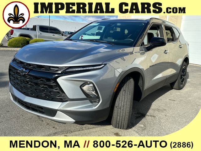 New 2025 Chevrolet Blazer LT w/ Midnight/Sport Edition image 6