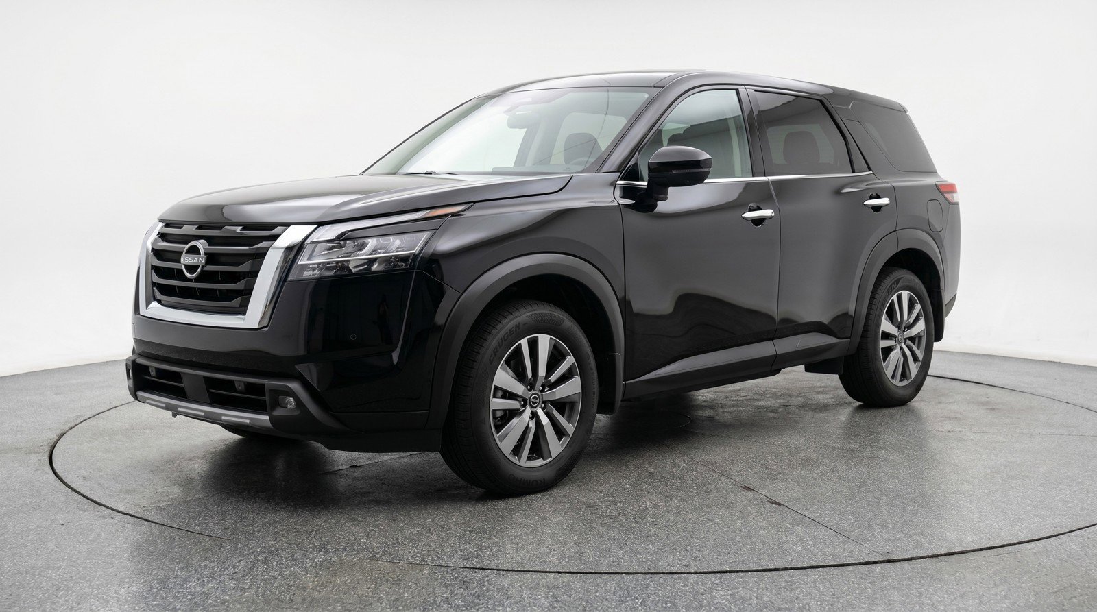 Used 2025 Nissan Pathfinder SV AWD/4WD image 3