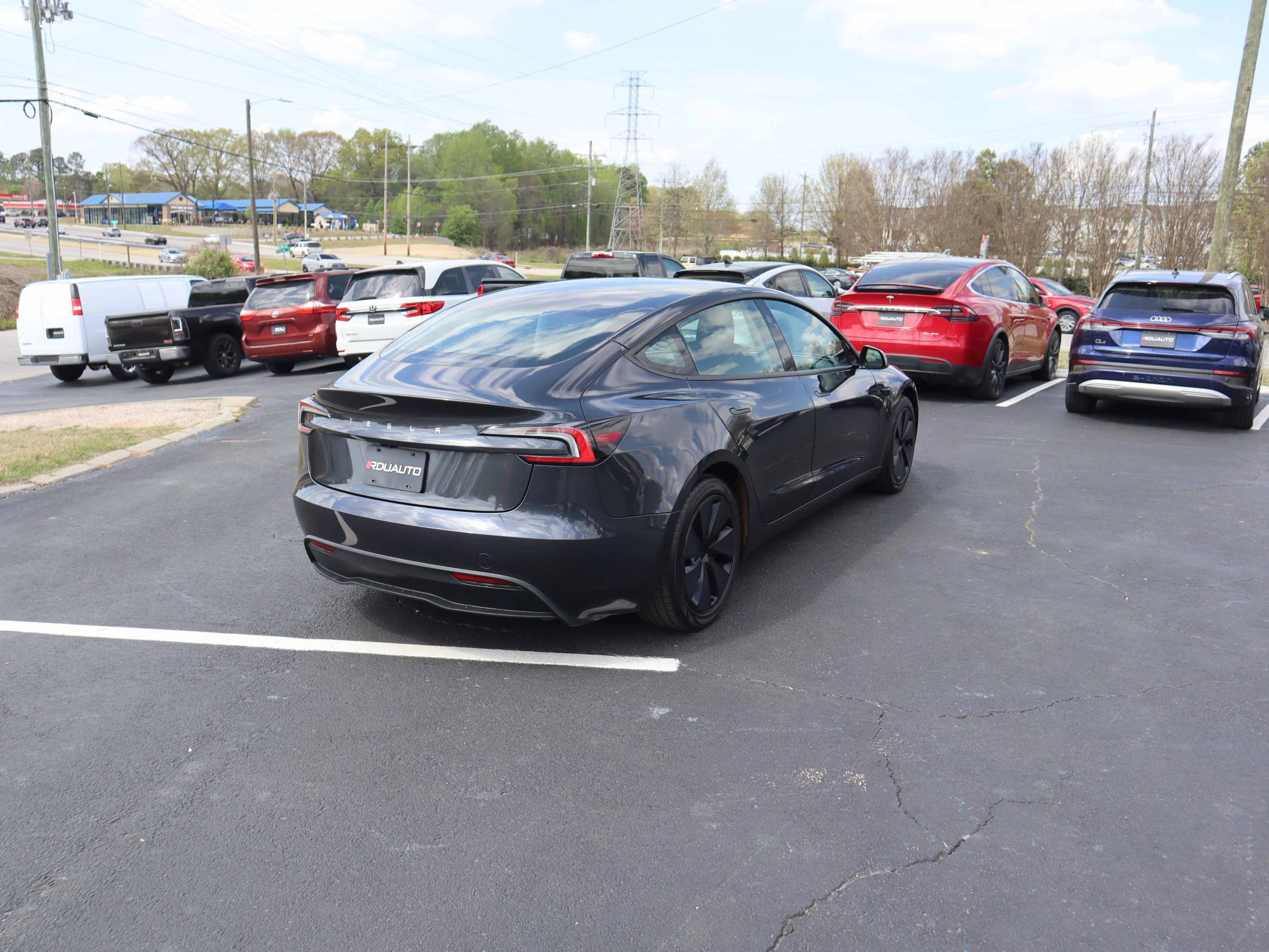 Used 2024 Tesla Model 3 Standard Range RWD image 10