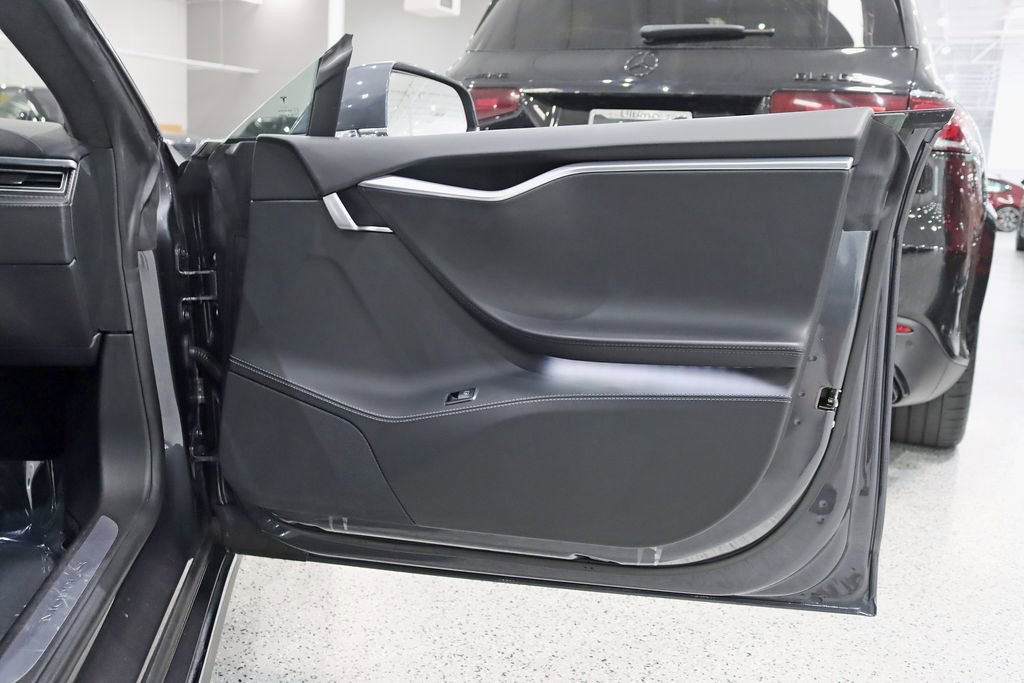 Used 2015 Tesla Model S 85D AWD/4WD image 28