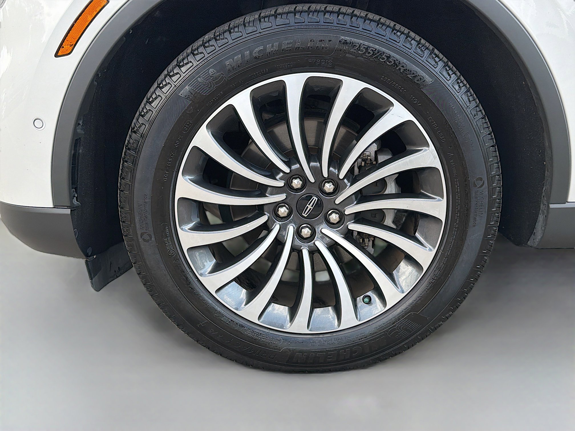 Used 2024 Lincoln Aviator Reserve w/ Equipment Group 201A RWD image 41