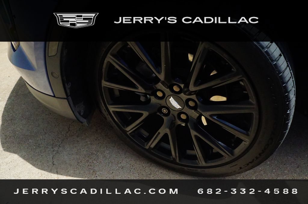 Used 2022 Cadillac XT4 Sport w/ Comfort Package FWD image 9