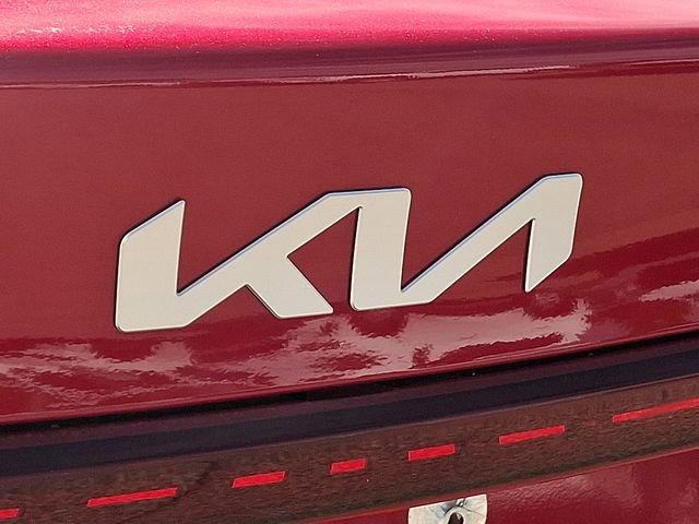 Used 2023 Kia Forte LXS FWD image 30