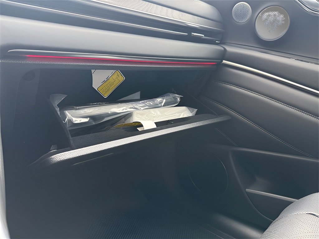 New 2025 Genesis GV80 2.5T Prestige image 39