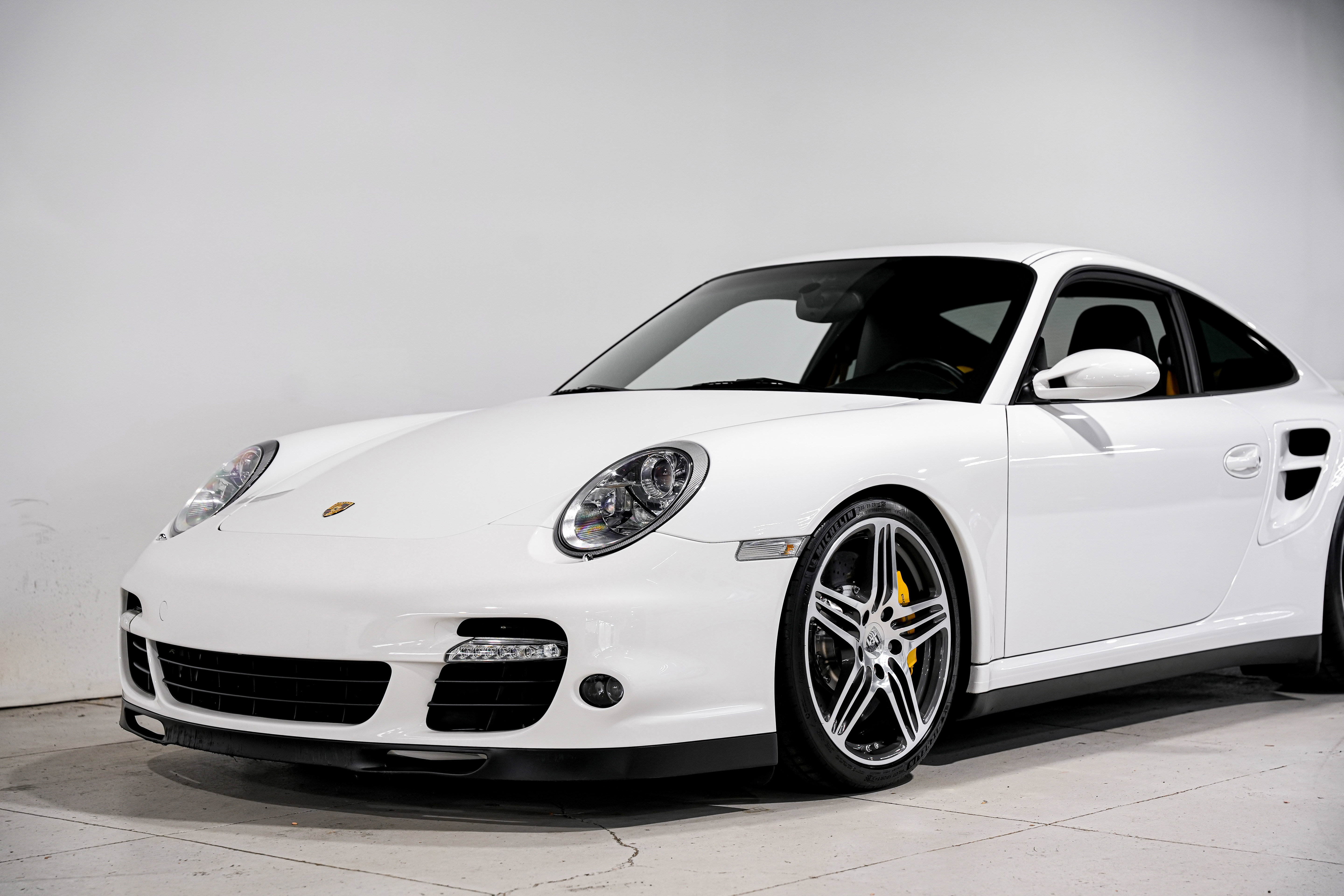 Used 2007 Porsche 911 Turbo image 32