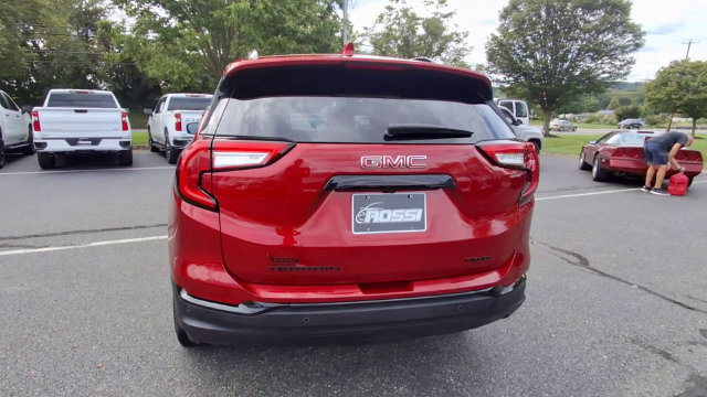 Certified 2023 GMC Terrain SLE w/ Driver Convenience Package AWD/4WD image 7