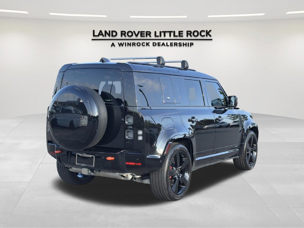 Used 2024 Land Rover Defender 110 X AWD/4WD image 2